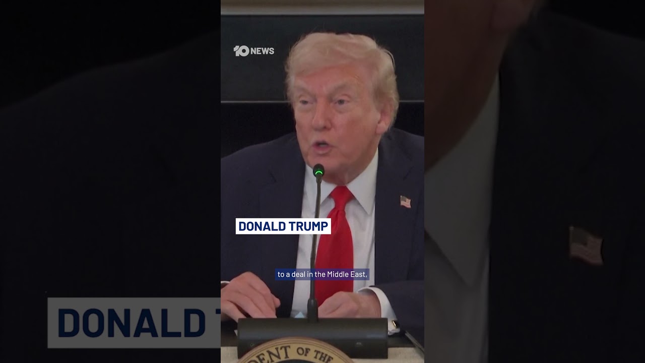 Donald Trump Handed Gaza Peace Deal Note | 10 News