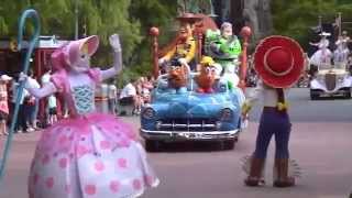 Disney Stars And Motor Cars Parade 2005