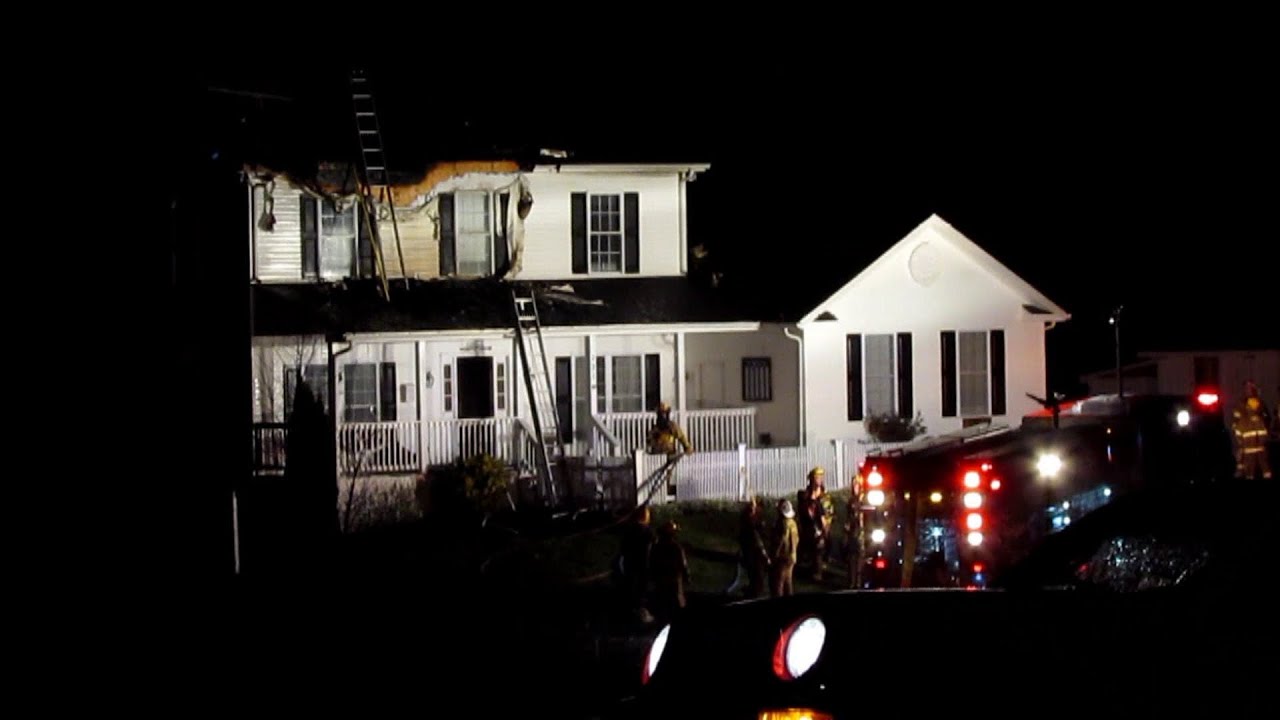 Fincastle, VA - Early Morning - Lightning Strike House Fire - 4/12/13 ...