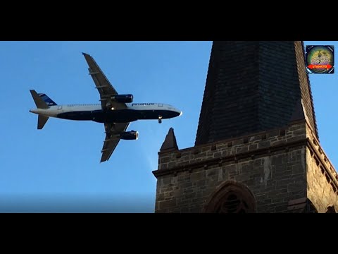 close-up-plane-landing-at-lagu