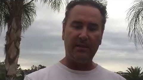 How to replace| Install Audi A6 A4 trunk shocks| Struts