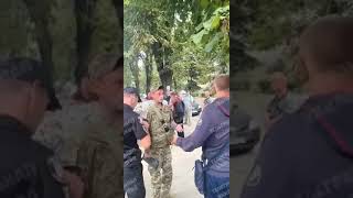 Житель западной Украины возмущается из-за того, что эсэсовцы Зеленского украли у него сына.