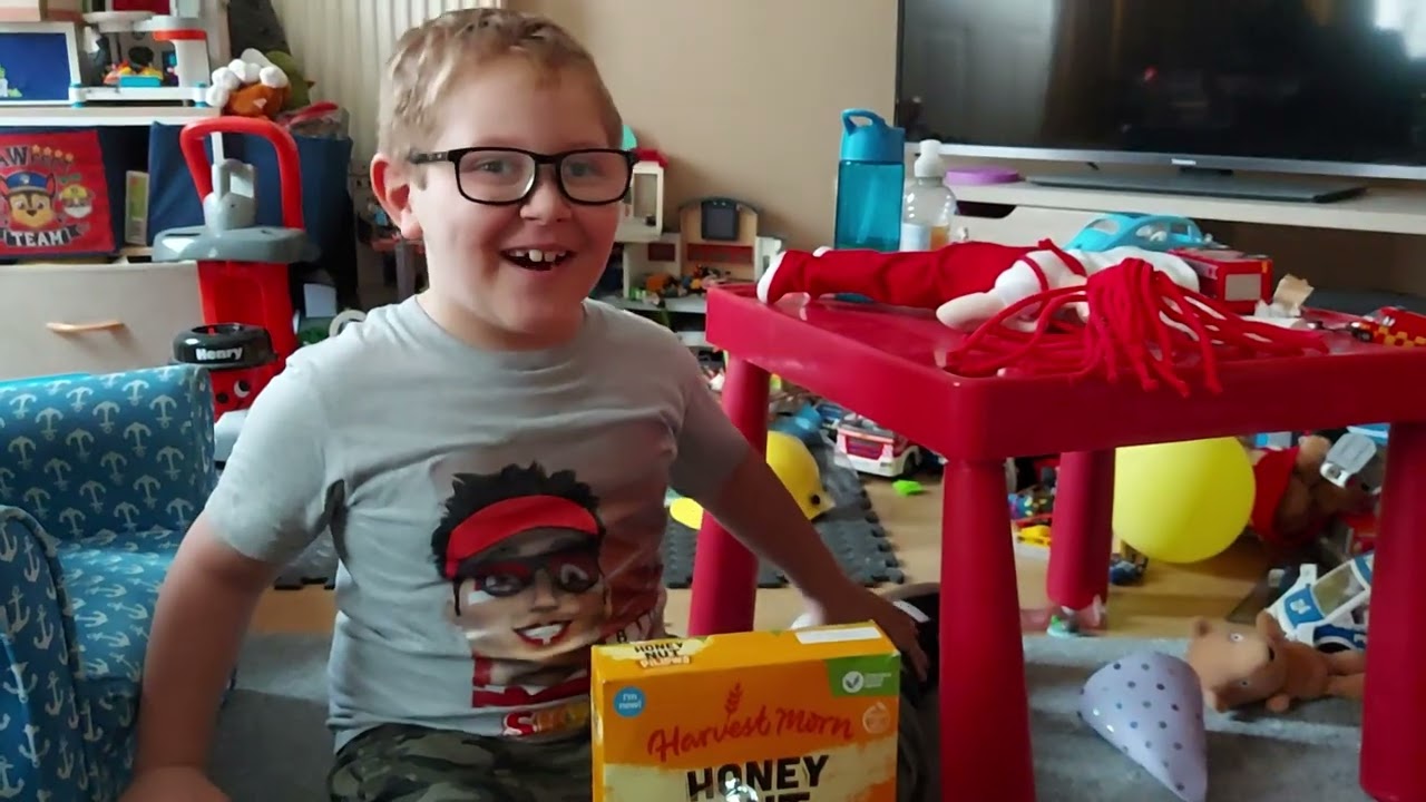 2nd August 2022. shopping haul from asda, poundland and aldi.