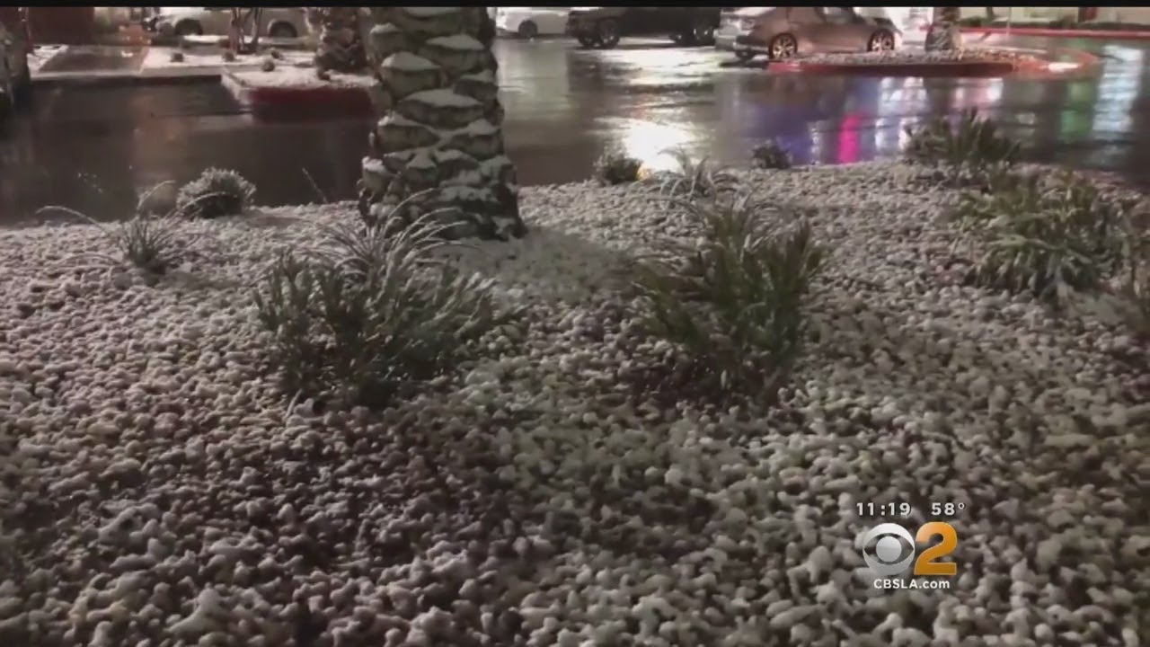 Las Vegas Gets First Snow In A Decade YouTube