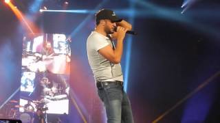 Luke Bryan - Country Girl (Shake It For Me) - State College, PA 4/15/16