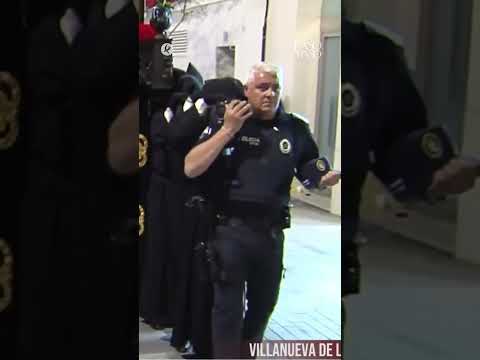 Policía Local porta al Cristo Yacente en Villanueva de la Serena #SemanaSantaCEX