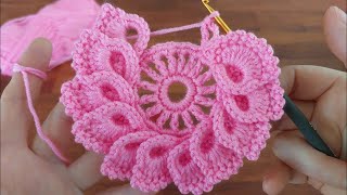 Floral Elegance Unveiled | Beginner's Guide to Eye-Catching Crochet Patterns 🌸