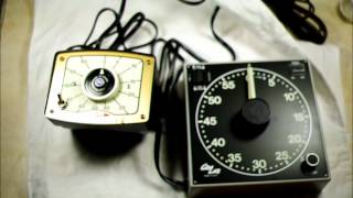 How to use analog darkroom enlarger timers