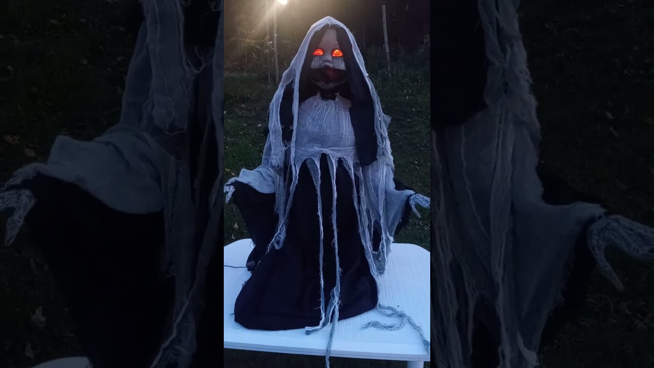 SPIRIT HALLOWEEN RETIRED CREEPY RISING DOLL 2014 ANIMATRONIC PARTS