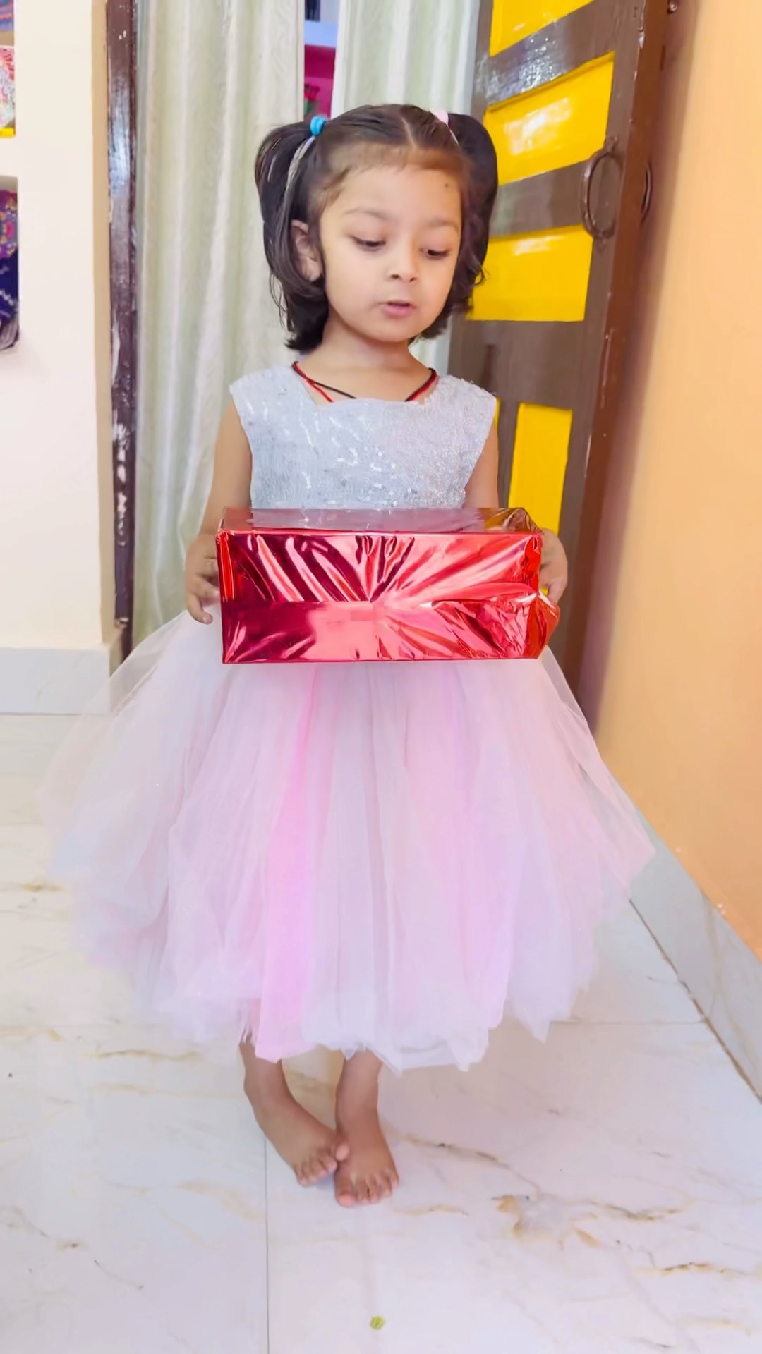 Tooktook se packing gift chin ke kya mila?