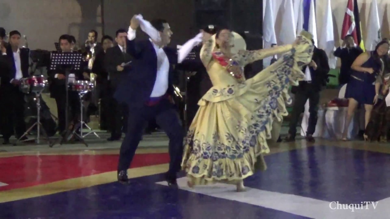 131 Aniversario Club Libertad. Desirée Nuñez del Prado y Christian Quiroz, Campeones Juvenil