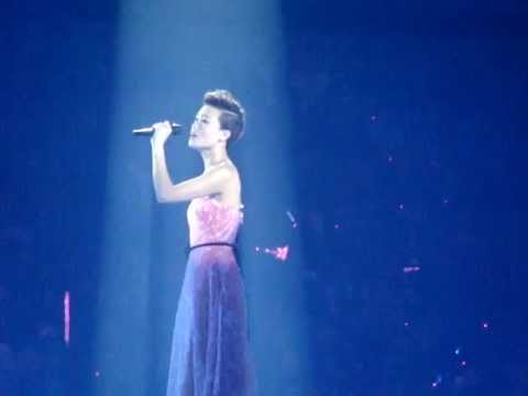 Part 27 - 02.14.12- Concert YY(騰訊微博黃偉文作品展Wyman Wong) - Joey Yung容祖兒