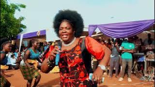 GAYA GANG DEYO----JENNETH PRISCHA