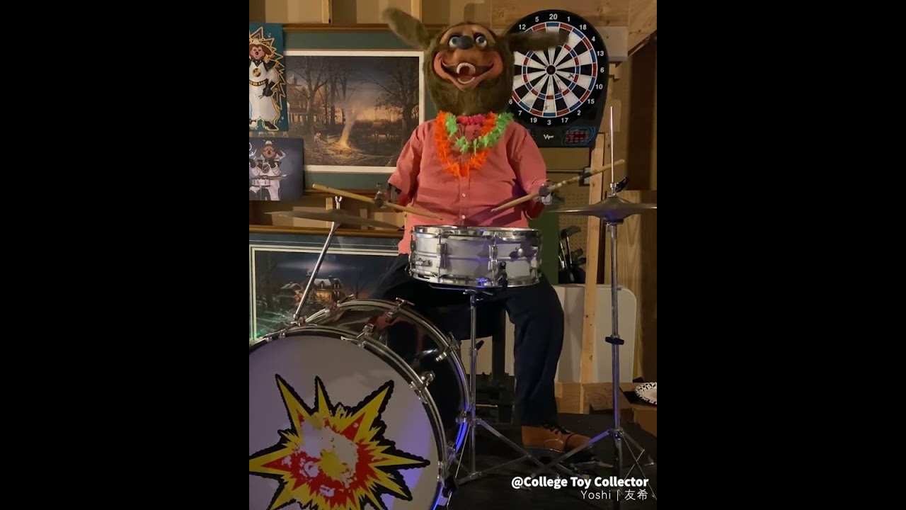 "Music Goes Round" Rock-afire Explosion Song Performed by Dook LaRue