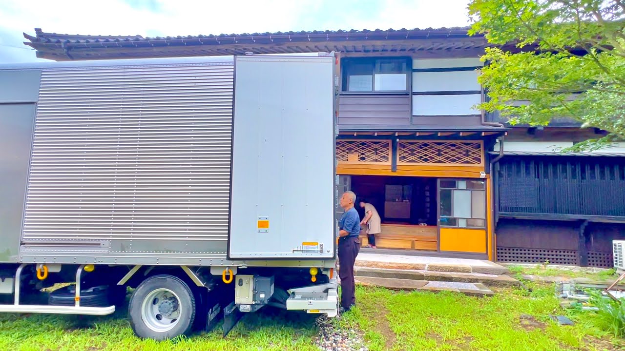 Something amazing arrives at the old house - YouTube