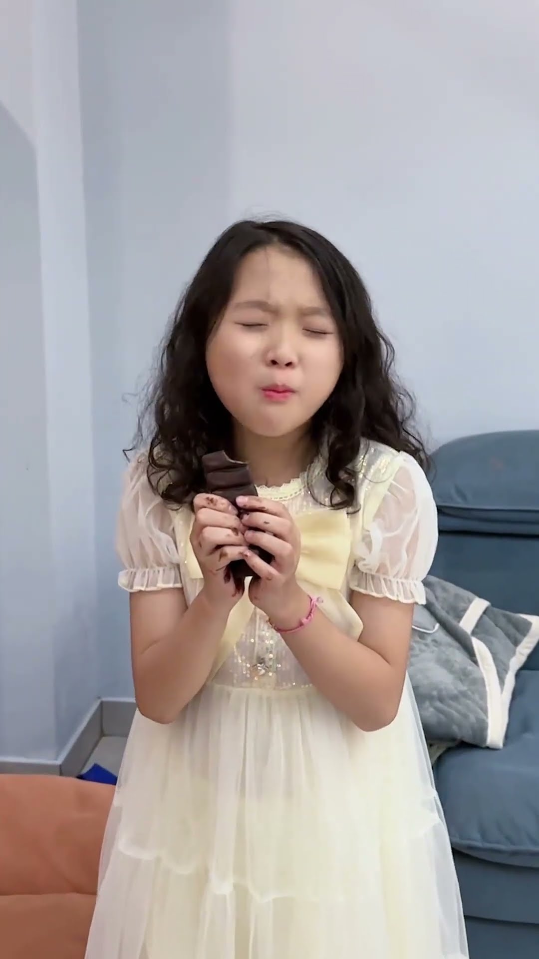 小舞拉的巧克力？ #斗罗大陆 #唐三 #小舞 #唐舞桐