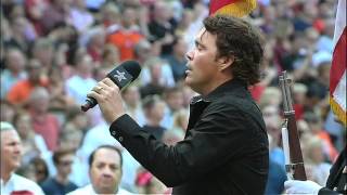 2012/04/06 Walker sings anthem