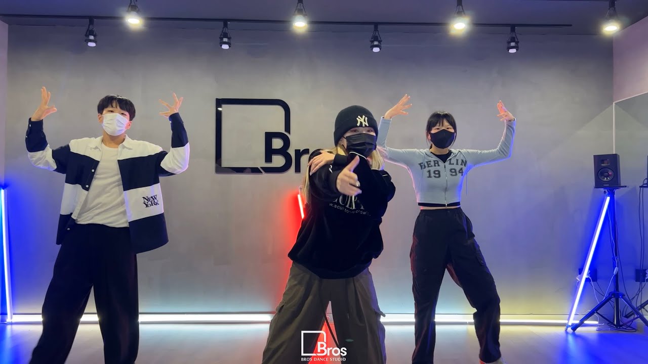 [CHOREO] 소리꾼 - Stray Kids (스트레이 키즈) | Choreo By 2Z - YouTube