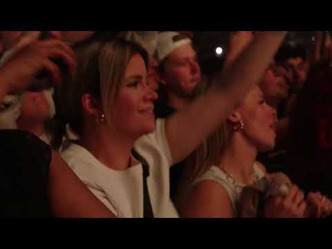 MOLIY Kalash Maureen Silent Addy Shake It To The Max Fly Remix Clip Officiel 