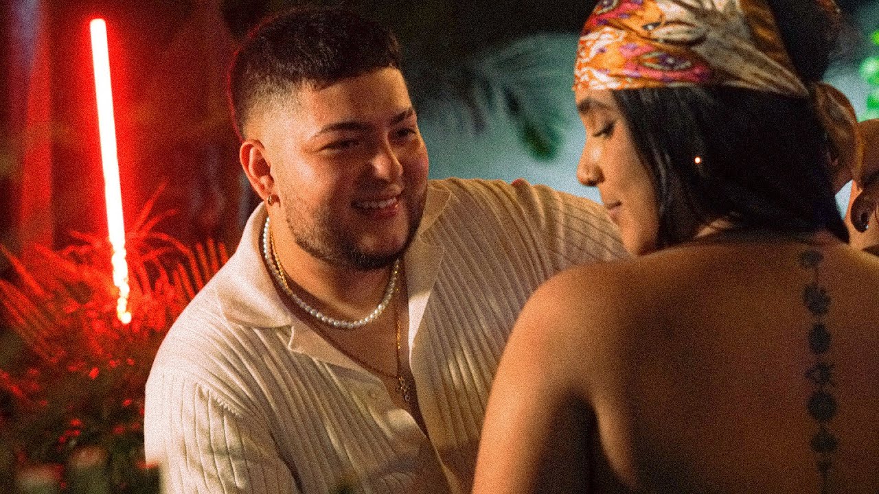 Watch Galindo x Dex & JDann - Derroche (Video Oficial) on YouTube Watch Galindo x Dex & JDann - Derroche (Video Oficial) on YouTube