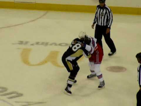 New York Rangers vs. Pittsburgh Penguins - 10/2/09