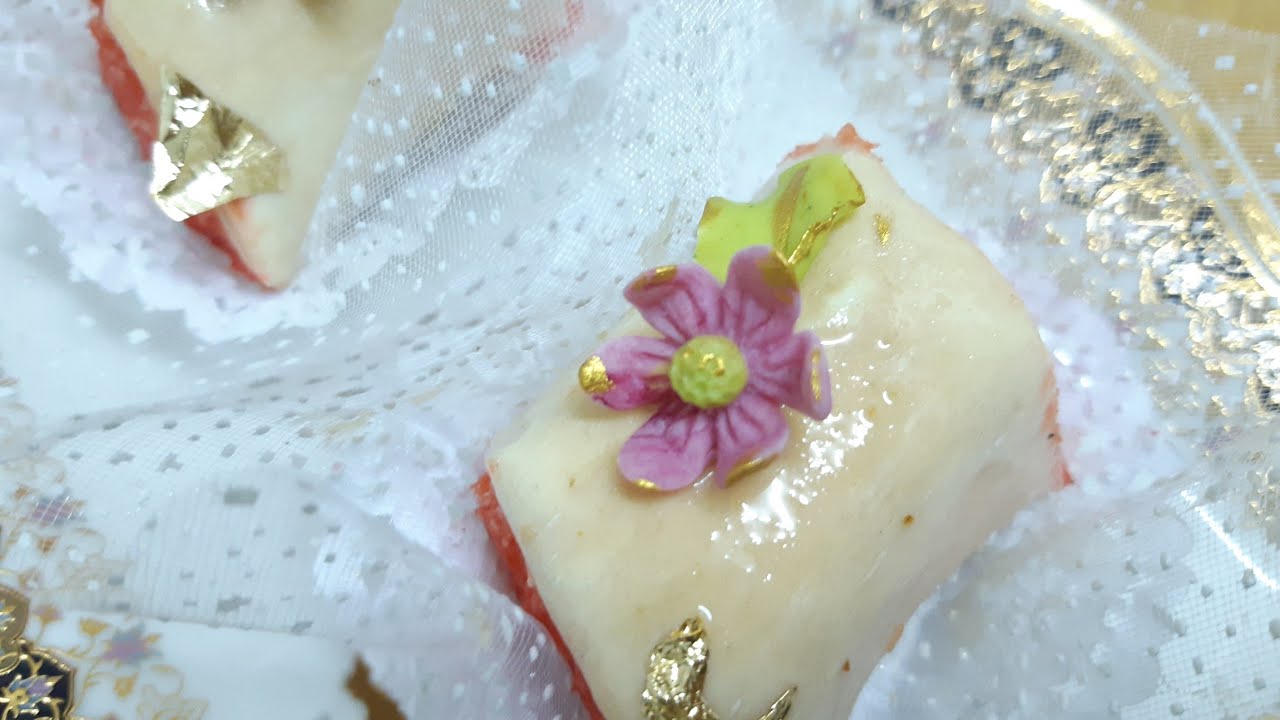 وصفة سكندرنيات بجوز الهند ...وكيفية صناعة الزهور