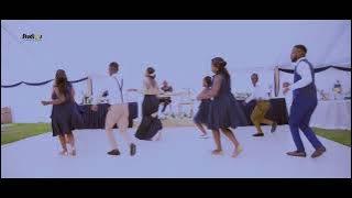 Makhadzi - Riya venda Wedding dance - famous choreography. Bridal team kills the dance