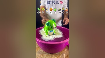 TRY TO GUESS HOW MANY TISSUE PAPER IT TOOKS! WHAT HAPPEND NEXT? #water #waterexperiment #asmr