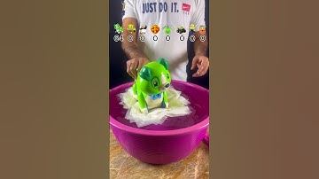 TRY TO GUESS HOW MANY TISSUE PAPER IT TOOKS! WHAT HAPPEND NEXT? #water #waterexperiment #asmr