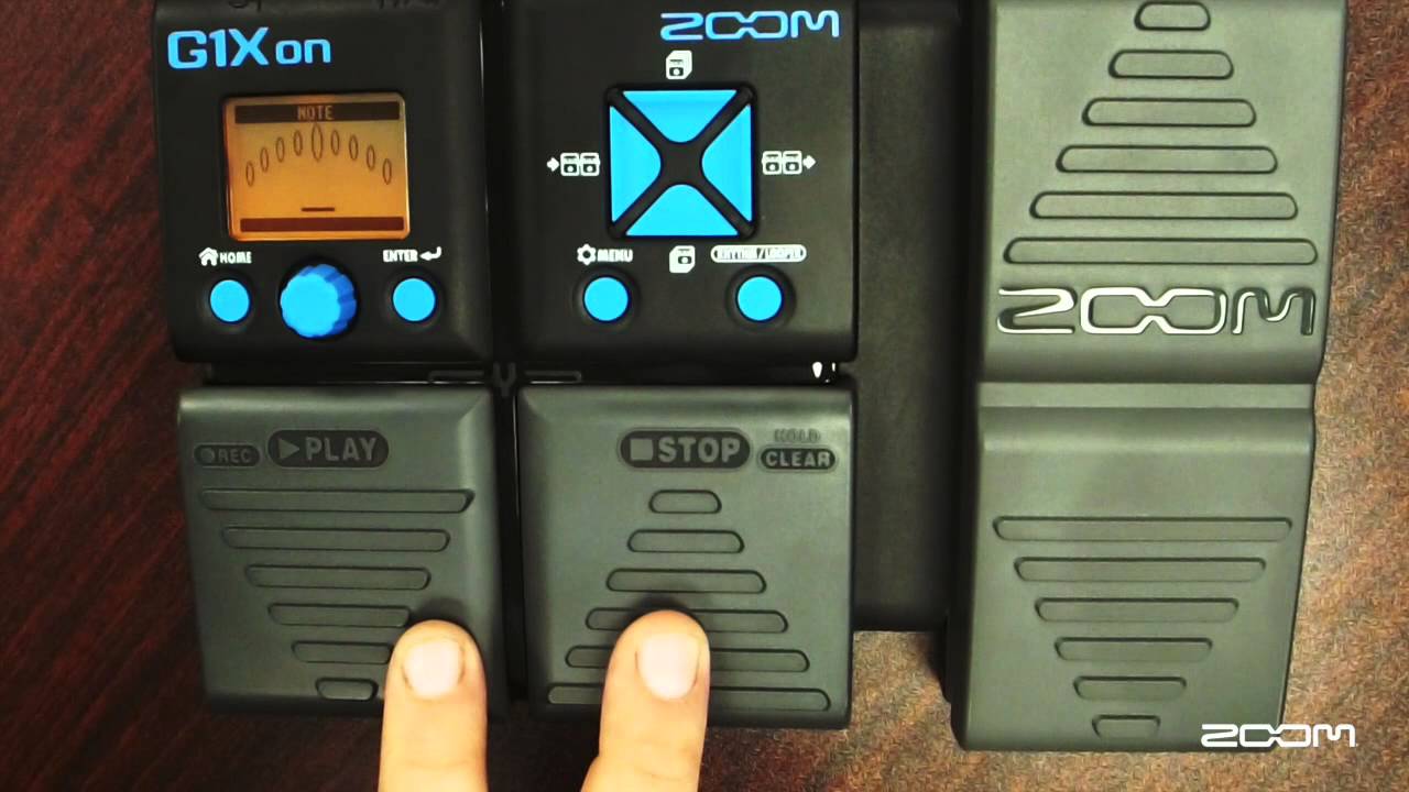 Zoom g1on na caixa manuais e cabo USB e powerbank - Instrumentos