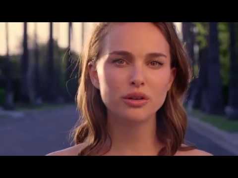 On en parle ? Miss Dior : Nathalie Portman plane à 4000 ...