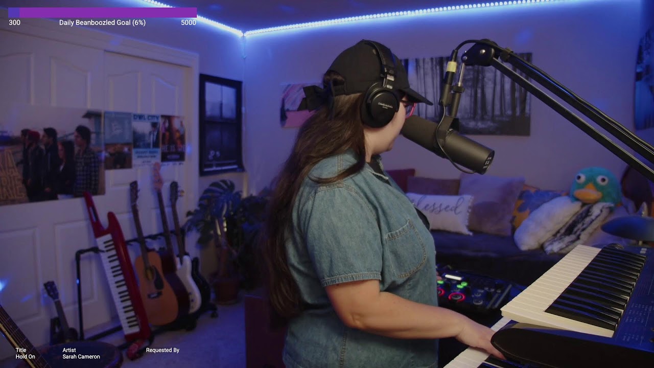 It's a LOOPY New Year's Eve 🎶 !bandcamp !patreon