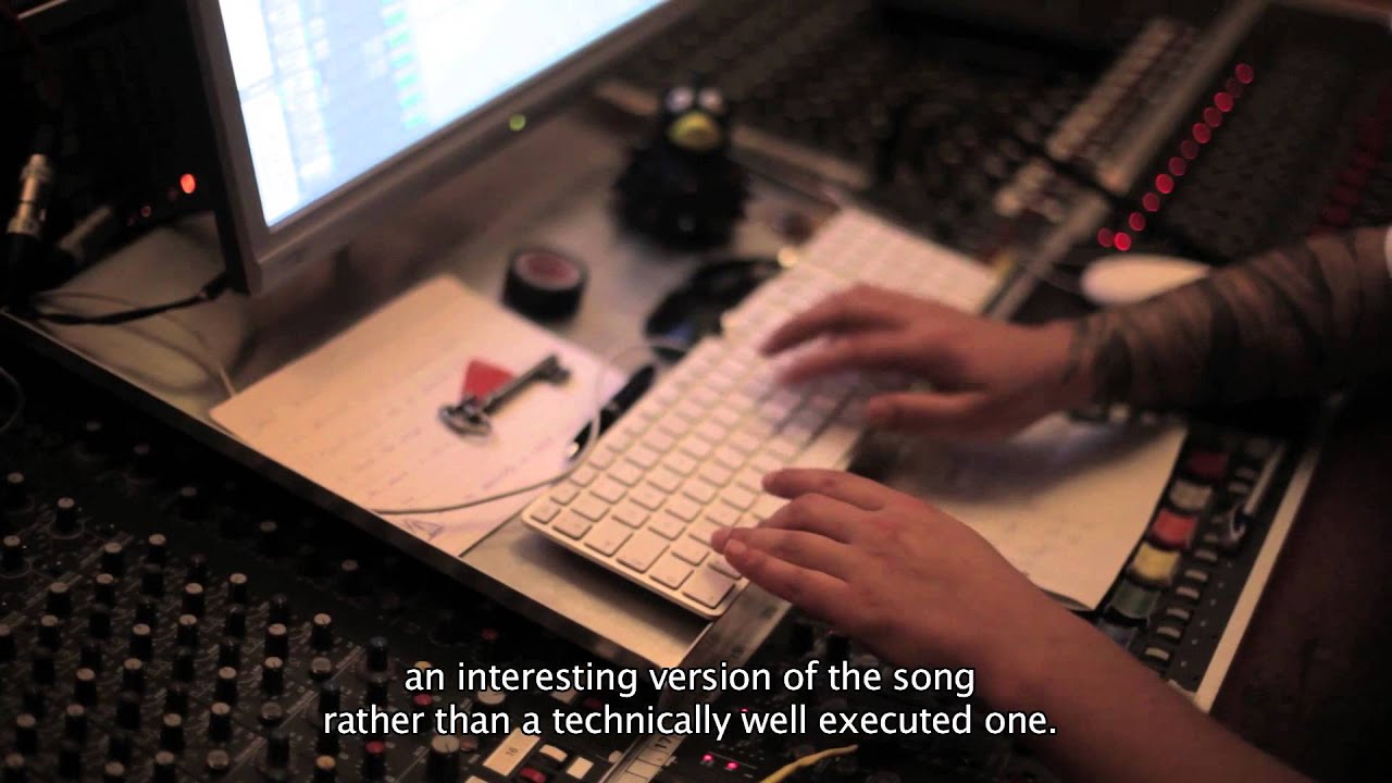 Guarda COILGUNS - COMMUTERS STUDIO REPORT DAY 3 su YouTube Guarda COILGUNS - COMMUTERS STUDIO REPORT DAY 3 su YouTube