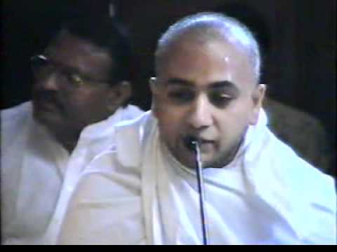 Aacharya shri vidyasagarji maharaj pujan live by kshullak shri dhyan sagar ji maharajmp4