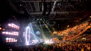 Miniatura del video "Steven Tyler - Livin' On The Edge 11.12.2014. Nobel Peace Prize Concert, Oslo, Norway"