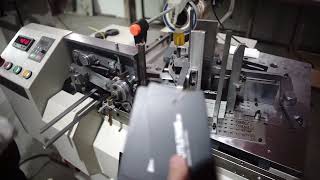 Clothing accessories, automatic rope threading machine, elastic rope, tag rope threading machine
