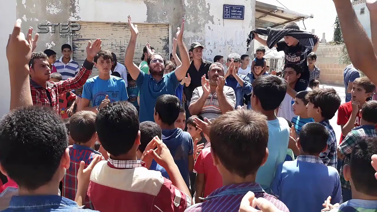 شاهد مظاهرة في تلبيسة بريف حمص هتفت للحولة والرستن ونادت باسقاط النظام