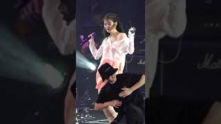 [FANCAM] 191221 IU (아이유) - LEON (레옹) @ Love Poem in Kuala Lumpur