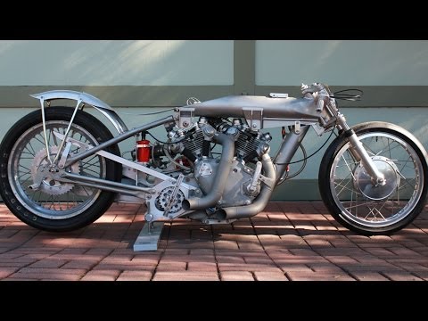 Gatto Nero: Snowmobile-Powered Motorcycle by Jonz Customs – BikeBound