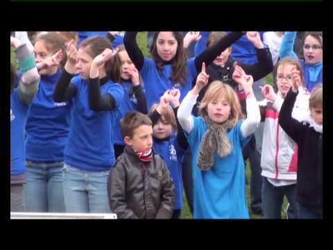 elea flashmob mouilleron le captif 06/04/2013