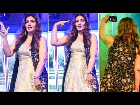 Raveena Tandon Dancing In Ankhiyon Se Goli Mare Song | Dulhe Raja | 8th Film Fair Award