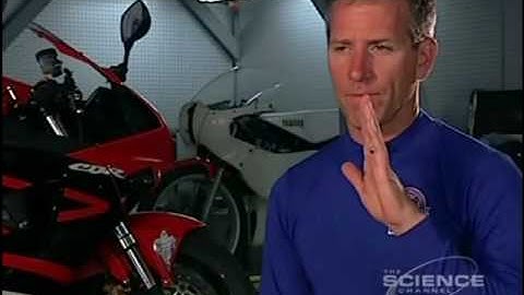 gyroscopic effect on a motorycle