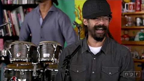 Damian Marley singing Speak Life live at studio