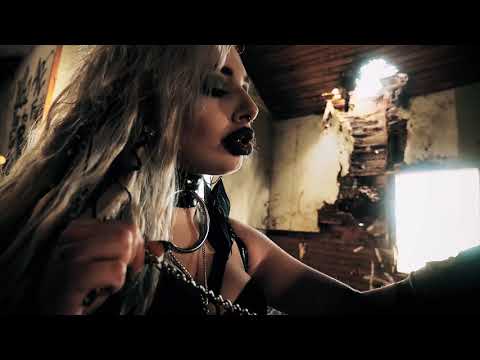 Pretty Wild - Superman (Official Musicvideo)