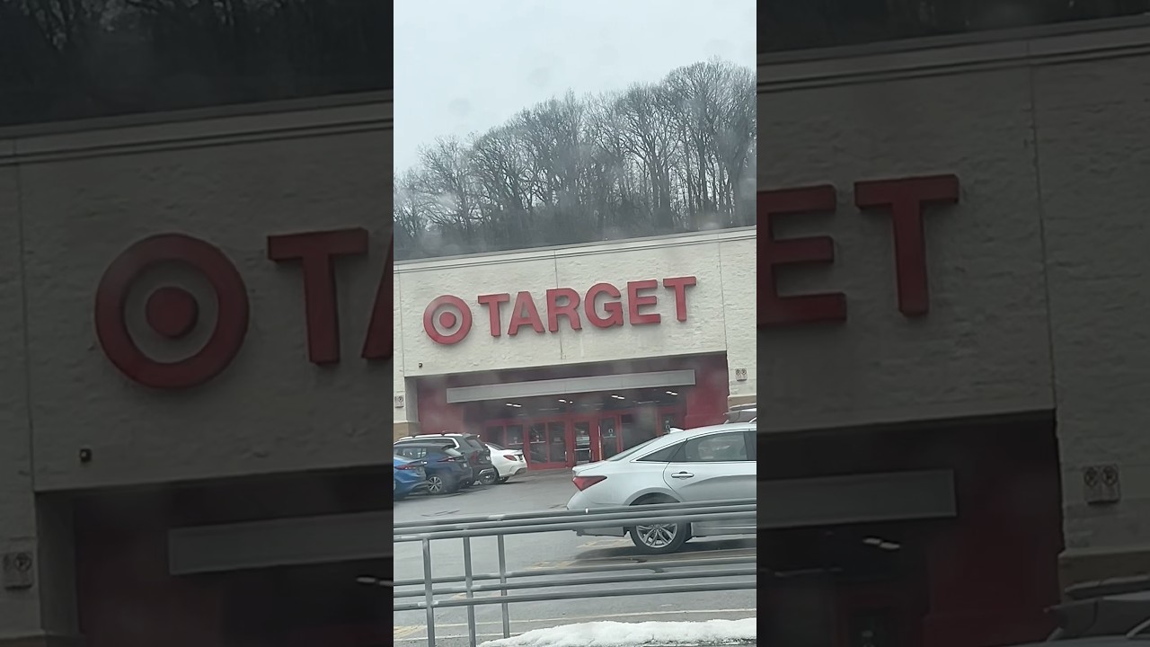 We are on the hunt for figures at Target! #WWE #WWEFigures #wwefigurecollection #wwefan