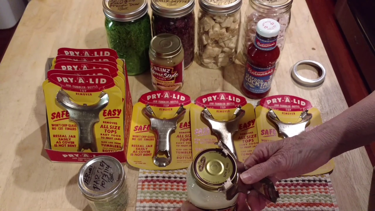 Review of a rare vintage Pry-A-Lid jar opener opens canning jars