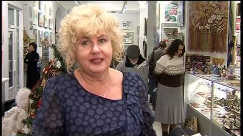 У Художньому салоні  відкрилася виставка картин до новорічно-різдв`яних свят