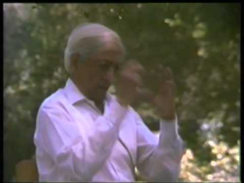 J. Krishnamurti - Ojai 1980 - 2. puhe - Tarkkaaminen on analyysin täydellistä kieltämistä