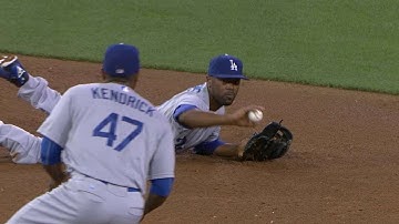 LAD@SD: Rollins makes diving stop, nabs Venable