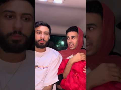 واحده عمرك ما شوفتها في حياتك ولا هي تعرفك وفجاه تلاقيها بترغي معاك ف شريف ريشا   